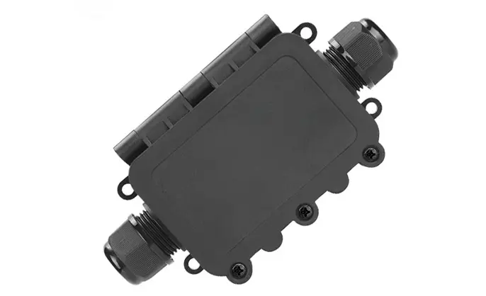 2068-2t-straight-through-outdoor-electrical-junction-boxes-2.jpg